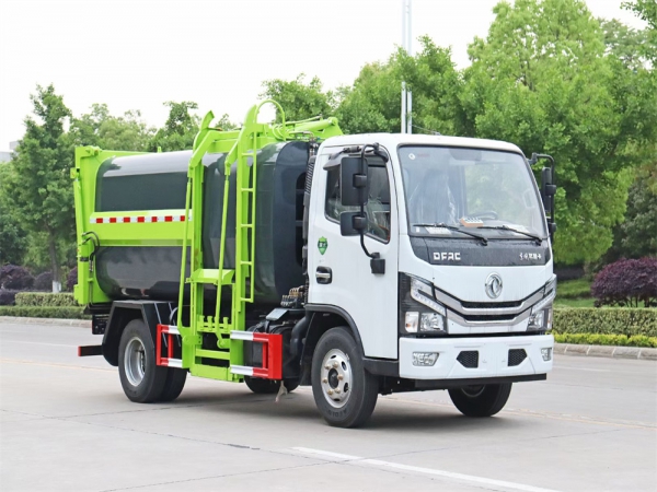 東風7方側裝掛桶壓縮垃圾車